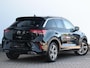 Volkswagen T-Roc 1.5 TSI R-Line | Trekhaak afneembaar | Achteruitrijcamera | Stoelverwarming & -massage |