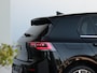 Volkswagen Golf 1.5 eHybrid Style | Wegklapbare trekhaak | HUD | Elektrisch verstelbare bestuurdersstoel + memory | Stoel en stuurverwarming | Keyless entry |