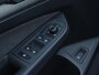 Volkswagen Golf 1.5 eHybrid Style | Wegklapbare trekhaak | HUD | Elektrisch verstelbare bestuurdersstoel + memory | Stoel en stuurverwarming | Keyless entry |