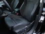 Volkswagen Golf 1.5 eHybrid Style | Wegklapbare trekhaak | HUD | Elektrisch verstelbare bestuurdersstoel + memory | Stoel en stuurverwarming | Keyless entry |