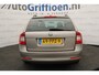 Skoda Octavia Combi 1.2 TSI Ambition met lichte voorschade RV auto is rijdbaar