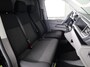 Volkswagen Transporter 2.0 TDI L2H3 28 Comfortline 150 pk Automaat | Navigatie | Trekhaak | Parkeersensoren achter | Achteruitrijcamera | Cruise control | Apple Carplay/Android Auto |