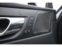 Volvo XC60 2.0 T8 390 PK Twin Engine AWD R-Design | Luchtvering | Heico | Acantara | Trekhaak | HUD | 360 camera | BTW |