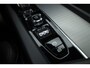 Volvo XC60 2.0 T8 390 PK Twin Engine AWD R-Design | Luchtvering | Heico | Acantara | Trekhaak | HUD | 360 camera | BTW |