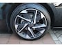 Peugeot 308 1.2 130PK AUTOMAAT ALLURE PACK BUSINESS | NAVIGATIE | DRAADLOZE APPLE CARPLAY/ANDROID AUTO | ACHTERUITRIJ CAMERA | KEYLESS ENTRY/START | LICHTMETALEN VELGEN 17" | DAB+ RADIO | ADAPTIVE CRUISE CONTROL | CLIMATE CONTROL |