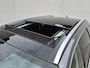 Hyundai Santa Fe 1.6 T-GDI PHEV Premium Sky / Dealer onderhouden / Fabrieksgarantie tot 03-2027 / Head Up Display  / Trekhaak afneembaar / Glazen schuif- en kanteldak / EAER bereik 58 km bereik stad 69 km / Trekgewicht 1350 kg / Stuur- Stoel & Achterbank verwarming / Elektrische achterklep /
