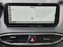 Hyundai Santa Fe 1.6 T-GDI PHEV Premium Sky / Dealer onderhouden / Fabrieksgarantie tot 03-2027 / Head Up Display  / Trekhaak afneembaar / Glazen schuif- en kanteldak / EAER bereik 58 km bereik stad 69 km / Trekgewicht 1350 kg / Stuur- Stoel & Achterbank verwarming / Elektrische achterklep /