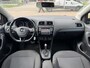 Volkswagen Polo 1.2 TSI Comfortline Business R AUTOMAAT I 2de eig. I R-line I Navi I Carplay I PDC I Camera I Cruise I NL-auto I 17" I Trekhaak I