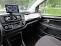 Volkswagen Up! 1.0 cross up! BlueMotion Airco Cruisecontrol Navigatie Stoelverwarming Pdc LM Velgen***Apk t/m 30-6-2027***
