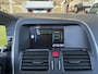 Volvo XC60 2.0 D3 R-Design Airco Cruise controle Leder Trekhaak 1600kg trekgewicht Parkeersensoren achter Stoelverwarming Bluetooth Navigatiesysteem Euro 5