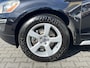 Volvo XC60 2.0 D3 R-Design Airco Cruise controle Leder Trekhaak 1600kg trekgewicht Parkeersensoren achter Stoelverwarming Bluetooth Navigatiesysteem Euro 5