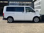 Volkswagen Transporter Kombi 2.0 TDI L1H1 BTW EN BPM VRIJ!! Airco Trekhaak 2500 kg trekgewicht Telefoonverbinding Groeps vervoer Taxi Combi Tourer Passenger