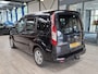 Ford Tourneo Connect Compact EcoBoost 100 pk Titanium | Trekhaak | Pano | Voorruitvew. | 4 seiz. banden | Parkeersens. | Nieuwe distr. riem