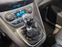 Ford Tourneo Connect Compact EcoBoost 100 pk Titanium | Trekhaak | Pano | Voorruitvew. | 4 seiz. banden | Parkeersens. | Nieuwe distr. riem