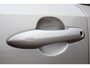Toyota Corolla Hybrid 180 Executive Nieuw en uit voorraad leverbaar met € 6.200, - voordeel, inclusief trekhaak!! , Stoel & Stuurverwarming, Parkeersensoren voor en achter, Head Up Display,Nieuw en direct leverbaar!