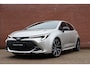 Toyota Corolla Hybrid 180 Executive Nieuw en uit voorraad leverbaar met € 6.200, - voordeel, inclusief trekhaak!! , Stoel & Stuurverwarming, Parkeersensoren voor en achter, Head Up Display,Nieuw en direct leverbaar!
