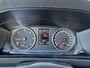 Volkswagen Transporter Kombi 2.0 TDI L2H2 150pk DSG Airco Cruise control Parkeersensoren achter Navigatiesysteem Telefoonverbinding Euro 6 Ideaal voor camperombouw! 8-Persoons