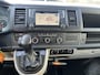 Volkswagen Transporter Kombi 2.0 TDI L2H2 150pk DSG Airco Cruise control Parkeersensoren achter Navigatiesysteem Telefoonverbinding Euro 6 Ideaal voor camperombouw! 8-Persoons
