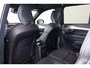 Volvo XC90 T8 Recharge AWD Ultimate Dark Luchtvering - Panorama/schuifdak - IntelliSafe Assist & Surround - 360º Camera - Bowers & Wilkins audio - Adaptieve LED koplampen - Verwarmde voorstoelen, stuur & achterbank - Parkeersensoren voor & achter - Elektr. bedienb. voorstoelen met geheugen - Draadloze tel. lader - Extra getint glas - Inklapbare trekhaak - 22' LMV