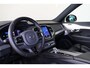 Volvo XC90 T8 Recharge AWD Ultimate Dark Luchtvering - Panorama/schuifdak - IntelliSafe Assist & Surround - 360º Camera - Bowers & Wilkins audio - Adaptieve LED koplampen - Verwarmde voorstoelen, stuur & achterbank - Parkeersensoren voor & achter - Elektr. bedienb. voorstoelen met geheugen - Draadloze tel. lader - Extra getint glas - Inklapbare trekhaak - 22' LMV