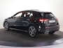 Mercedes-Benz A-klasse 250 e Business Solution AMG | Panoramaschuifdak | Stoelverwarming | Achteruitrijcamera | MULTIBEAM LED |