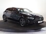 Mercedes-Benz A-klasse 250 e Business Solution AMG | Panoramaschuifdak | Stoelverwarming | Achteruitrijcamera | MULTIBEAM LED |