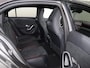 Mercedes-Benz A-klasse 250 e Business Solution AMG | Panoramaschuifdak | Stoelverwarming | Achteruitrijcamera | MULTIBEAM LED |