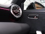 Mercedes-Benz A-klasse 250 e Business Solution AMG | Panoramaschuifdak | Stoelverwarming | Achteruitrijcamera | MULTIBEAM LED |