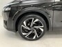 Nissan Qashqai 1.3 MHEV Xtronic Tekna Plus / Eerste Eigenaar / Dealer Onderhouden / Trekhaak 1800 KG / Panoramadak / BOSE Audio / All Seasonbanden / Massagestoelen / Lederen Bekleding / HUD / Elektrische Kofferbak /