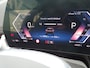 BMW iX1 eDrive20 M-Sport pakket Innovation Pack Travel Pack Head-up Pano-Dak Park-Plus 18'LM Velgen