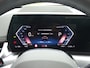 BMW iX1 eDrive20 M-Sport pakket Innovation Pack Travel Pack Head-up Pano-Dak Park-Plus 18'LM Velgen