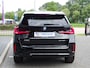 BMW iX1 eDrive20 M-Sport pakket Innovation Pack Travel Pack Head-up Pano-Dak Park-Plus 18'LM Velgen