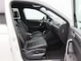 Volkswagen Tiguan 1.4 TSi eHybrid 245 Pk R-Line Business+ | Black Style | Stoel/Stuurverwarming | Adaptive Cruise | Panorama dak | 360 Camera | IQ Light| Leer | CarPlay | 19 Inch | 57.322 Km !!