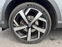 Nissan Qashqai 1.3 DIG-T Premium Edition | Stoelverwarming | 360º Camera | Panoramadak | Trekhaak |