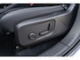 Volvo EX40 Twin Motor Performance Ultra Europa 82 kWh | Harman Kardon audio | 20" | Schuif-/kanteldak | Getint Glas | Elektrische stoelverstelling | Nubuck bekleding | Adaptive Cruise Control | Dodehoekdetectie |
