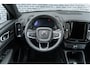 Volvo EX40 Twin Motor Performance Ultra Europa 82 kWh | Harman Kardon audio | 20" | Schuif-/kanteldak | Getint Glas | Elektrische stoelverstelling | Nubuck bekleding | Adaptive Cruise Control | Dodehoekdetectie |