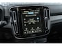 Volvo EX40 Twin Motor Performance Ultra Europa 82 kWh | Harman Kardon audio | 20" | Schuif-/kanteldak | Getint Glas | Elektrische stoelverstelling | Nubuck bekleding | Adaptive Cruise Control | Dodehoekdetectie |