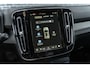 Volvo EX40 Twin Motor Performance Ultra Europa 82 kWh | Harman Kardon audio | 20" | Schuif-/kanteldak | Getint Glas | Elektrische stoelverstelling | Nubuck bekleding | Adaptive Cruise Control | Dodehoekdetectie |