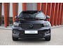 Volvo XC40 T4 Recharge R-Design | Stoelverwarming | Trekhaak | Leder | 360° Camera | 20 INCH | BLIS | Glossy Black | Keyless