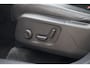 Volvo XC40 T4 Recharge R-Design | Stoelverwarming | Trekhaak | Leder | 360° Camera | 20 INCH | BLIS | Glossy Black | Keyless