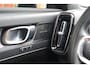 Volvo XC40 T4 Recharge R-Design | Stoelverwarming | Trekhaak | Leder | 360° Camera | 20 INCH | BLIS | Glossy Black | Keyless