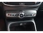 Volvo XC40 T4 Recharge R-Design | Stoelverwarming | Trekhaak | Leder | 360° Camera | 20 INCH | BLIS | Glossy Black | Keyless