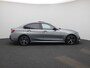 BMW 3-Serie 318i M-sport Edition | Apple Carplay / Android Auto | Panoramadak | Stoelverwarming | Achteruitrijcamera | Parkeersensoren |
