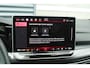 Volkswagen Golf GTI 2.0 TSI 265pk DSG | DCC Onderstel | Panoramadak | Camera | 19" Estoril Velgen
