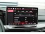 Volkswagen Golf GTI 2.0 TSI 265pk DSG | DCC Onderstel | Panoramadak | Camera | 19" Estoril Velgen