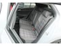 Volkswagen Golf GTI 2.0 TSI 265pk DSG | DCC Onderstel | Panoramadak | Camera | 19" Estoril Velgen