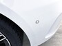 Mercedes-Benz A-klasse 180 Business Solution AMG Lichtmetalen velgen | Navigatie | MBUX wide screen | Parking support | Inclusief 24 maanden MB Certified garantie voor Europa.