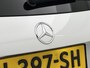 Mercedes-Benz A-klasse 180 Business Solution AMG Lichtmetalen velgen | Navigatie | MBUX wide screen | Parking support | Inclusief 24 maanden MB Certified garantie voor Europa.