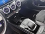 Mercedes-Benz A-klasse 180 Business Solution AMG Lichtmetalen velgen | Navigatie | MBUX wide screen | Parking support | Inclusief 24 maanden MB Certified garantie voor Europa.