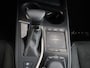 Lexus UX 250h First Edition | BTW voertuig | Dealer Onderhouden | Navigatie | Climate Control | Achteruitrijcamera | Elektrische Achterklep | Parkeersensoren voor+achter | Trekhaak afneembaar |